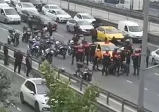 Zeytinburnu’nda feci kaza!  2 polis yaralandı