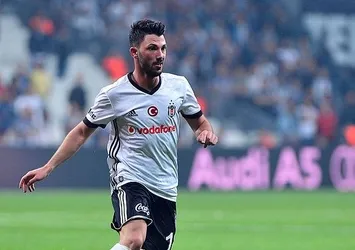 Beşiktaş ve Fenerbahçe arasında Tolgay pazarlığı