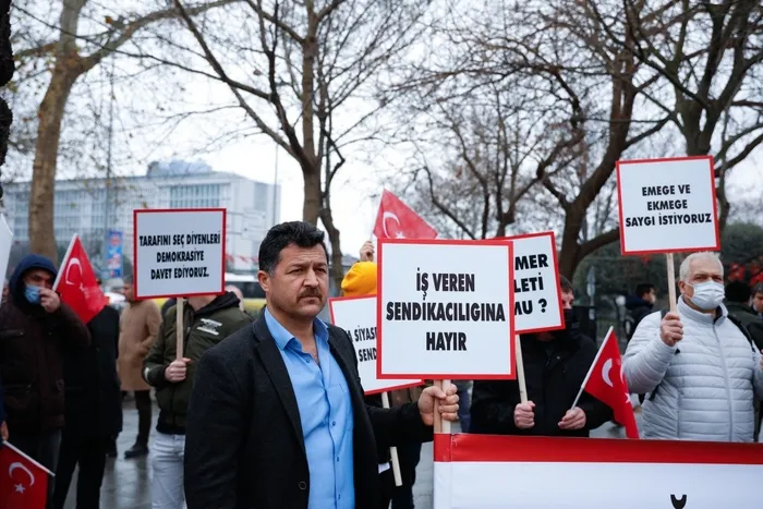 Son dakika: İBB önünde protesto! Meral Akşener'i zora sokacak soru: İkna odalarından haberdar mısınız? - 2