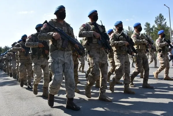 Son dakika: Batman İl Jandarma Komutanlığı'nda görevli 73 komando dualarla Resulayn'a uğurlandı - 3