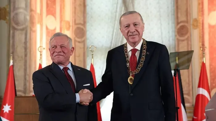 dolmabahcede-kritik-zirve-baskan-erdogan-urdun-krali-ii-abdullahi-kabul-etti-1770478344036.jpeg (FOTO: AA )