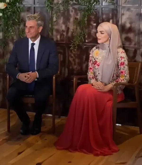 oyuncu-ugur-bilginin-gizemli-nisanlisi-bakin-kimmis-1687952745370.jpeg Oyuncu Uğur Bilgin'in gizemli nişanlısı bakın kimmiş... - 1