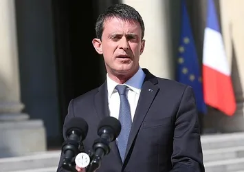 Fransa Başbakanı Valls: Müslümanlara yardımcı olmalıyız