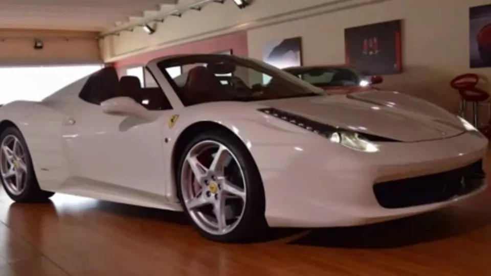 İşte Çiftlik Bank'ın kurucusu 'Tosuncuk' Mehmet Aydın'ın başını yakan Ferrari'nin görüntüleri!