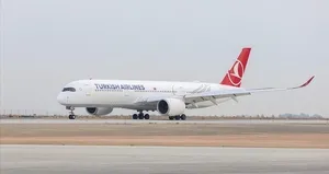 Uçakta bomba şakası panik yarattı