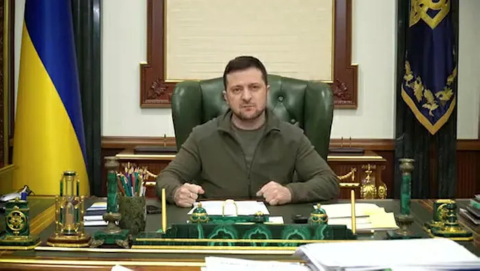 son-dakika-ukrayna-devlet-baskani-zelenskiy-bu-rus-ordusuna-on-yillardir-vurulan-en-buyuk-darbe-1647097153077.jpg Son dakika: Ukrayna Devlet Başkanı Zelenskiy: Bu, Rus ordusuna on yıllardır vurulan en büyük darbe! - 2
