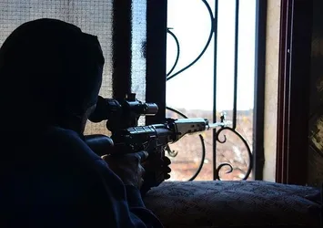 İki İran askeri Suriye'de öldürüldü