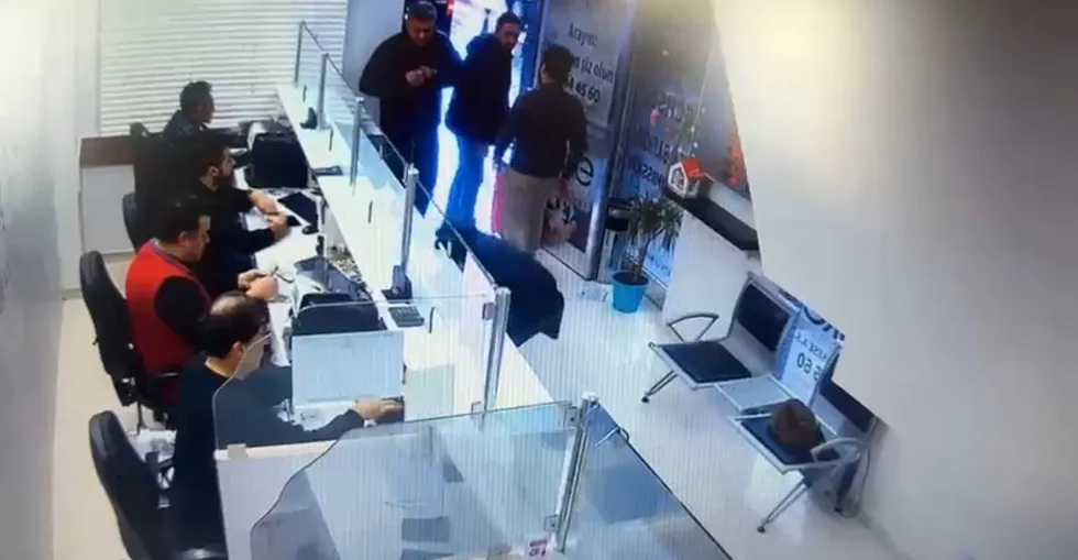 Oğul Böcek'ten 1 milyon euroluk ifşa! Veli Ağbaba'ya siyah çanta, 6. kat ve "tamamla getir" detayı - 8