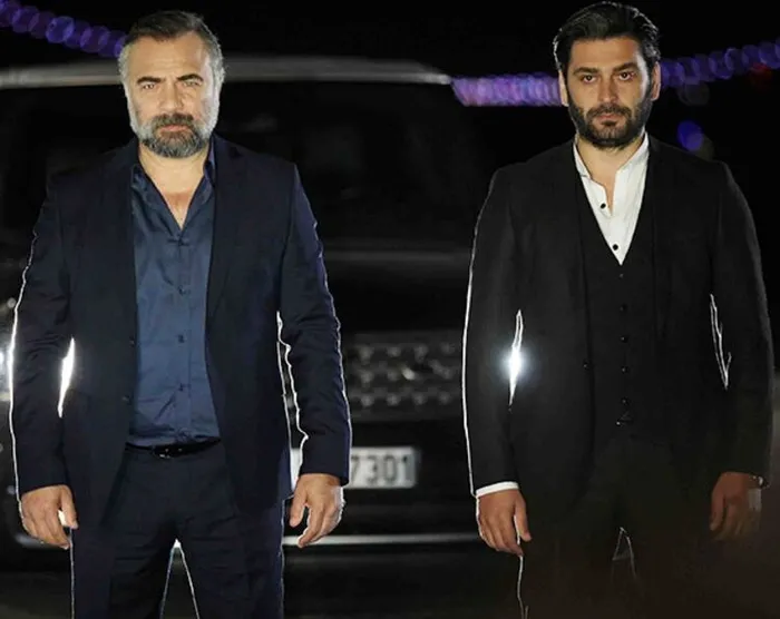 Ozan Akbaba 'Eşkıya Dünyaya Hükümdar Olmaz'dan ayrılacak mı? Ünlü oyuncudan merak edilen soruya yanıt - 4