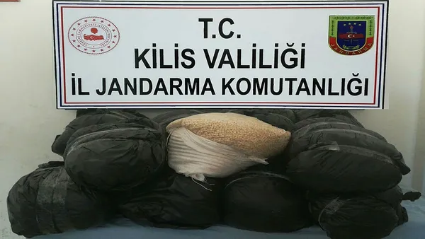 Son dakika: Kilis'te PYD/PKK'ya uyuşturucu operasyonu - 1