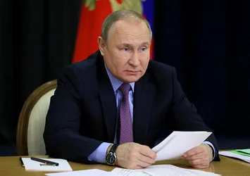 Son dakika: Rus lider Putin'den "vatandaşlık" hamlesi
