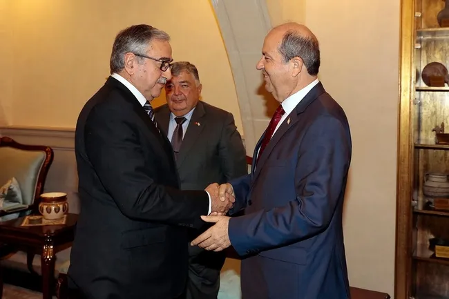 KKTC’de yapılan son ankette çarpıcı sonuçlar! Ersin Tatar, Mustafa Akıncı'yı geçti - 1