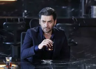 Eşkıya Dünyaya Hükümdar Olmaz'ın İlyas'ı Ozan Akbaba'nın eşi herkesi şaşırttı