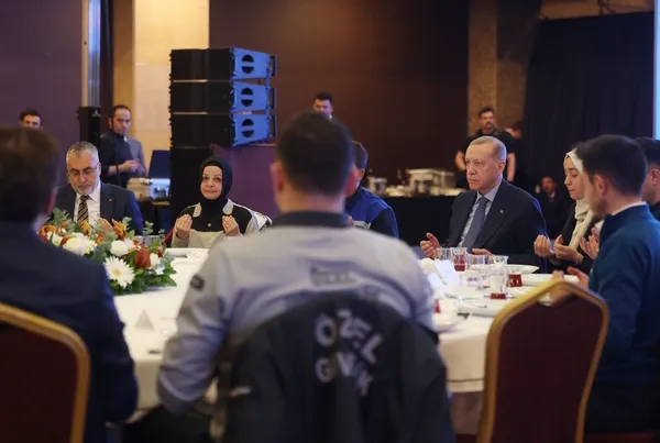 Başkan Erdoğan’dan Türkiye Yüzyılı’nın Emekçileri İftar Programı’nda önemli açıklamalar