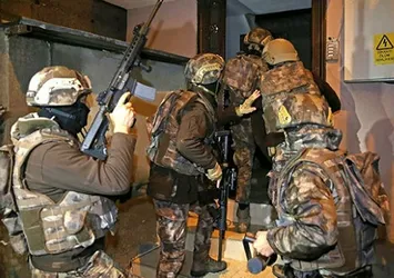 Diyarbakır'da terör operasyonu: 12 gözaltı