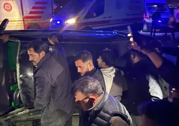 Van'da otomobil devrildi! 1 yaralı