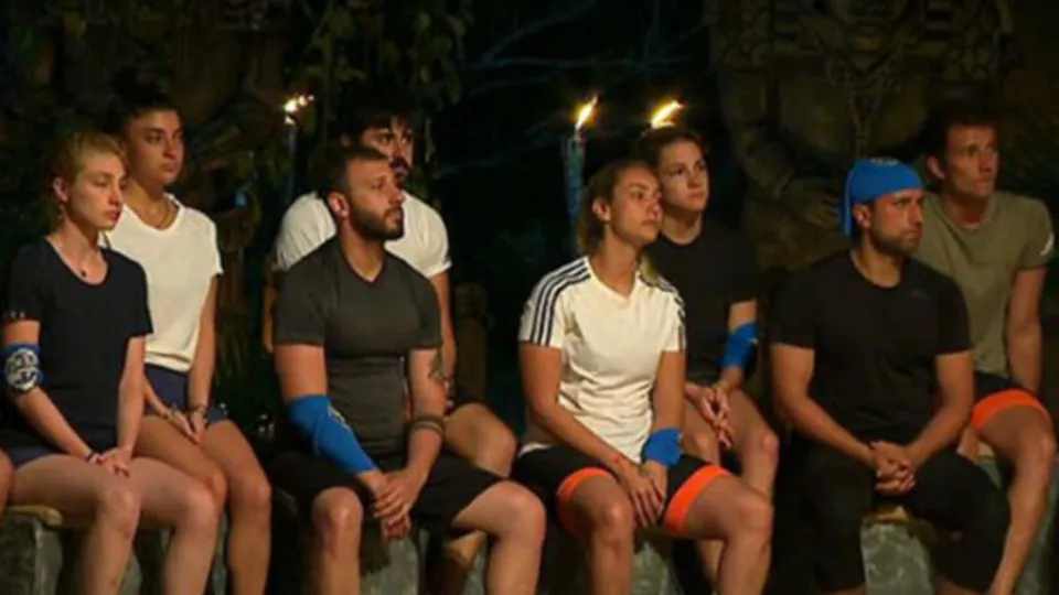 Survivor yarışmacılarına büyük şok! Adada mahsur kaldılar