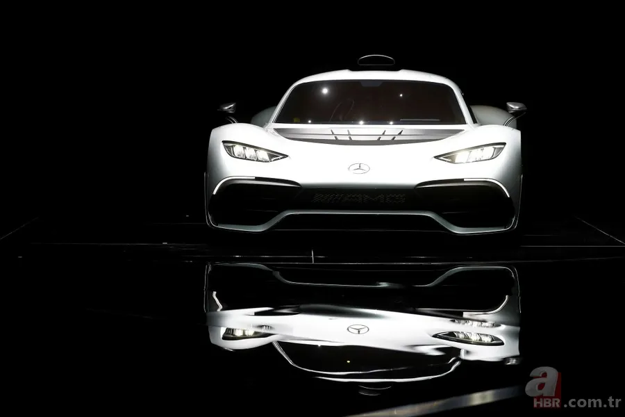 Frankfurt Otomobil Fuarı'nda 10 süper spor otomobili satın aldı! 2