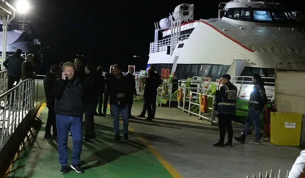 İstanbul’a gelecek deniz otobüsünde bomba ihbarı! Bursa’yı alarma geçiren olay! Valilikten son dakika açıklaması