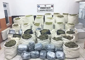 Azılı işbirlikçi, ABD silahıyla yakalandı