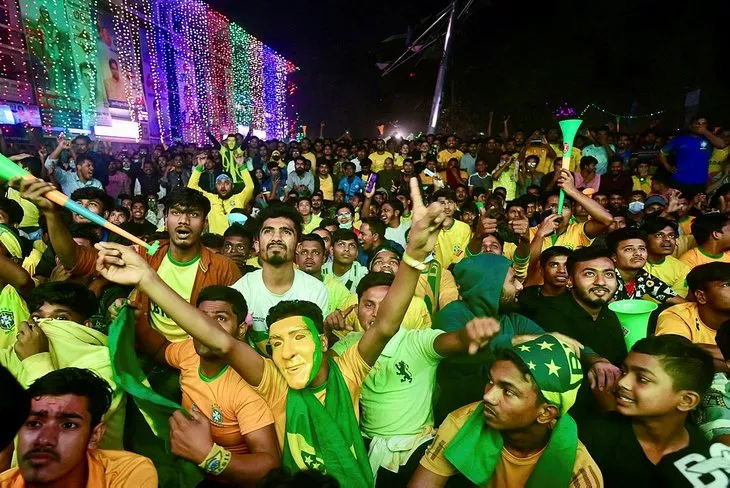 Katar’da Brezilyalıların Dünya Kupası’nda çeyrek final sevinci