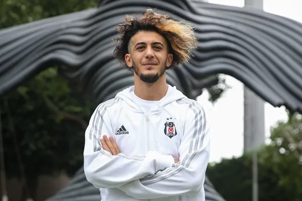 besiktas-eski-oyuncusunu-kadrosuna-katti-bonservis-bedeli-1-milyon-euro-1693671451194.jpg