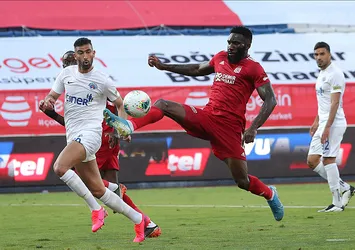 Kasımpaşa ve Sivasspor 0-0 berabere kaldı