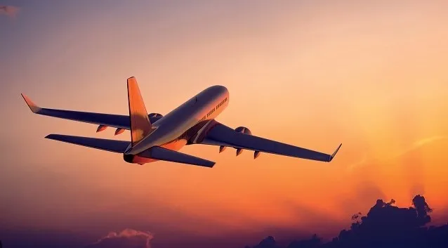 Mısır, havayolu şirketlerinden yarın 3 saat boyunca İran hava sahasından uzak durmalarını istedi.