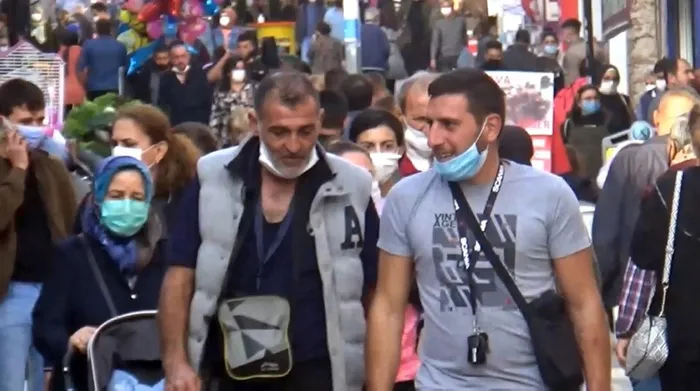 Bulgarların akın ettiği Edirne'de cadde doldu taştı! Adım atacak yer kalmadı - 5