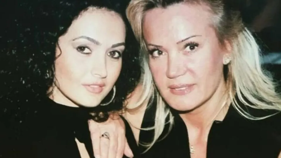 Filiz Aker'in yeğeninden olay açıklamalar!