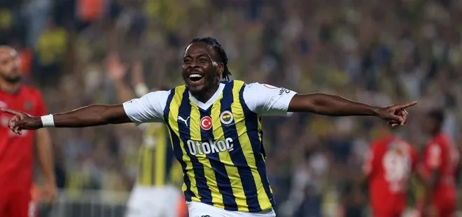 Barcelona Fenerbahçe’nin yıldızı için devrede! Takas teklifi