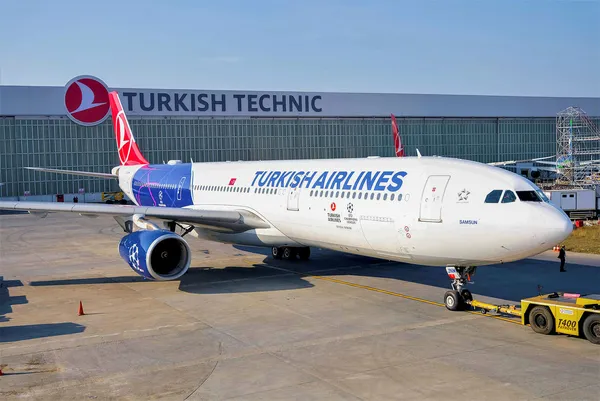 son-dakika-thynin-sampiyonlar-ligi-ucagi-gokyuzunde-1672566380109.jpg Son dakika: THY’nin Şampiyonlar Ligi uçağı gökyüzünde - 1