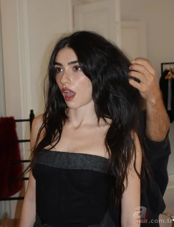 İnci Taneleri Dilber'i Hazar Ergüçlü annesinin birebir kopyası çıktı! 5