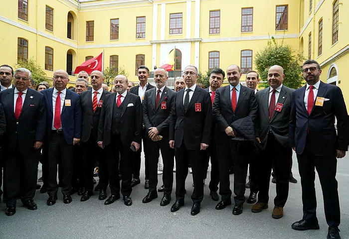 Burak Elmas duyurdu! Galatasaray’da seçim tarihi belli oldu