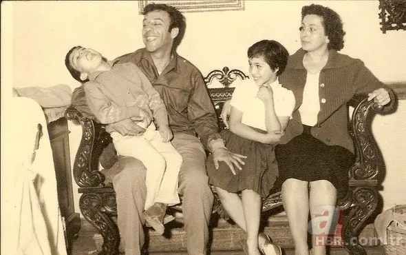 93 yıllık ömrüne tam 4 evlilik sığdırdı! Türk Sineması'nın 'Mahmut Hoca'sıydı! Münir Özkul'un kimsenin bilmediği oğlu... 6