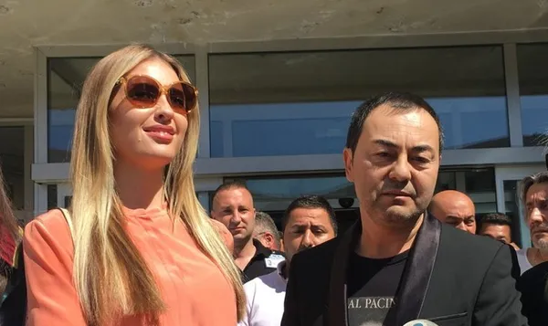 chloe-loughnan-sessizligini-bozdu-serdar-ortaca-agir-sozler-1638510757857.jpg Chloe Loughnan sessizliğini bozdu! Serdar Ortaç'a ağır sözler - 2