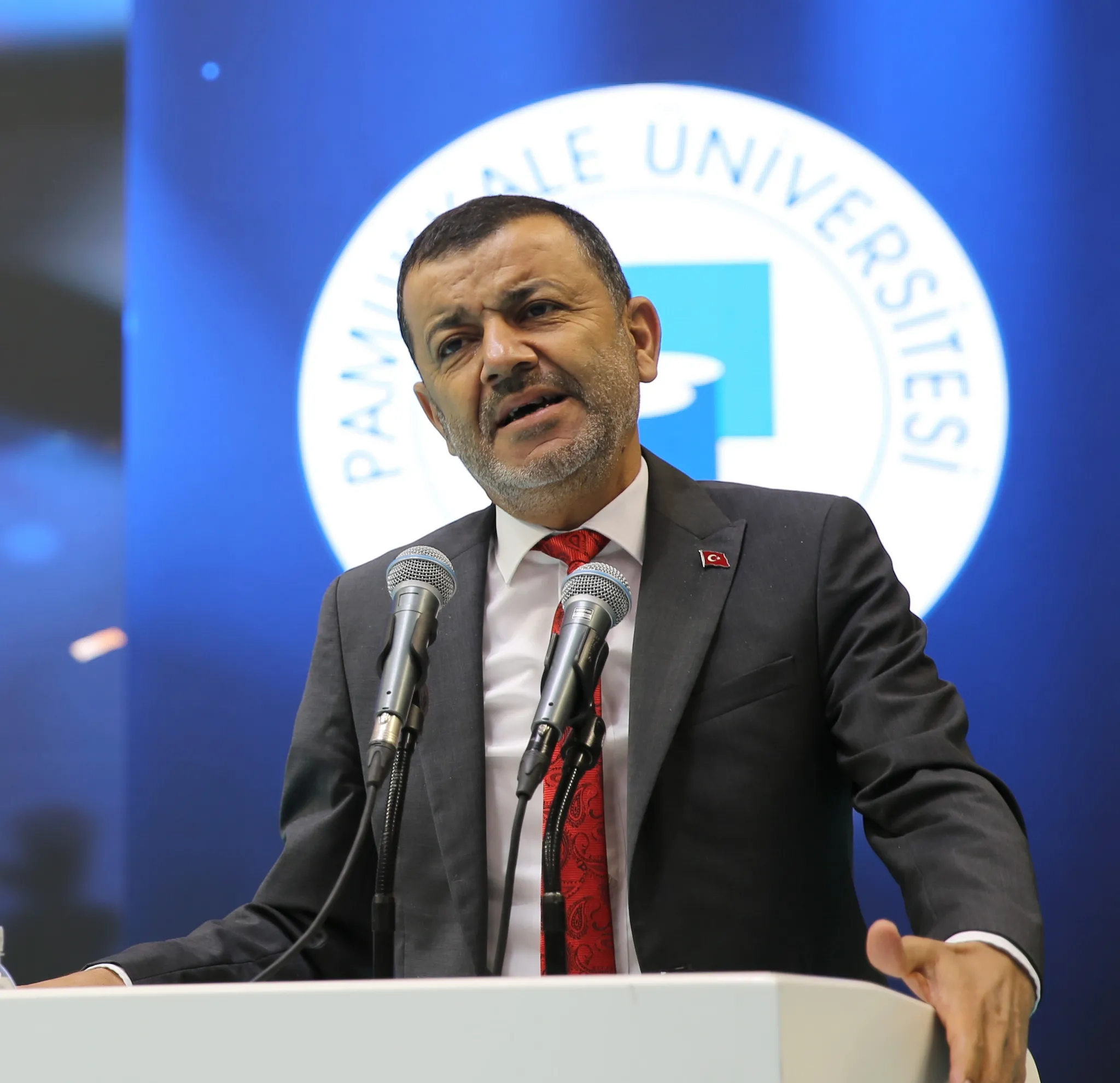 CHP'li Başkan Bülent Nuri Çavuşoğlu'ndan muhtara ağır hakaret