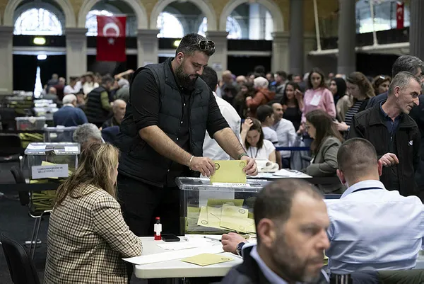 YSK yurt dışı temsilciliklerde oy kullanan seçmen sayısını açıkladı