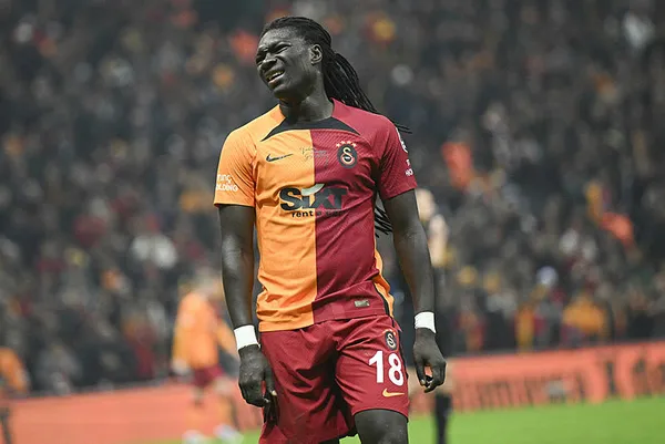 son-dakika-galatasarayda-bafetimbi-gomis-karari-okan-buruk-mac-sonrasi-aciklamisti-1682348406620.jpg SON DAKİKA | Galatasaray'da Bafetimbi Gomis kararı! Okan Buruk maç sonrası açıklamıştı - 1