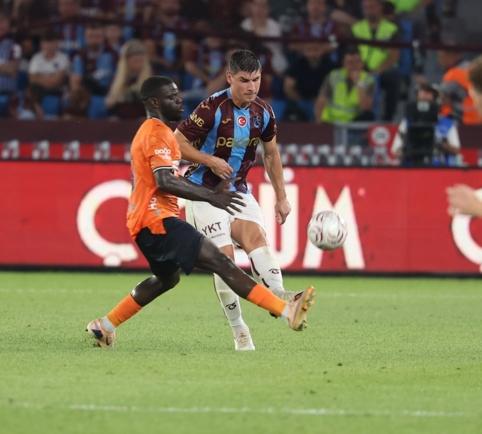 Trabzonspor'da Malinovskyi şoku! Belçika'da ameliyat oldu