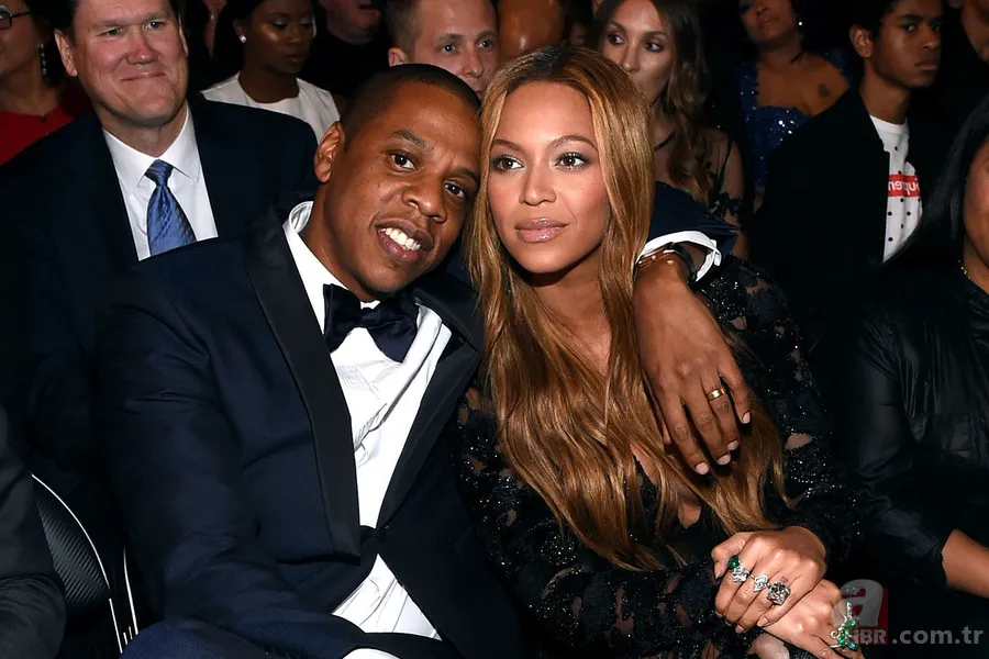 Epstein sapığının dosyaları açıldı! Bondi Kongre’ye sundu: Trump’tan Obama’ya, Netanyahu’dan Beyonce’ye 305 isimlik dev liste 8