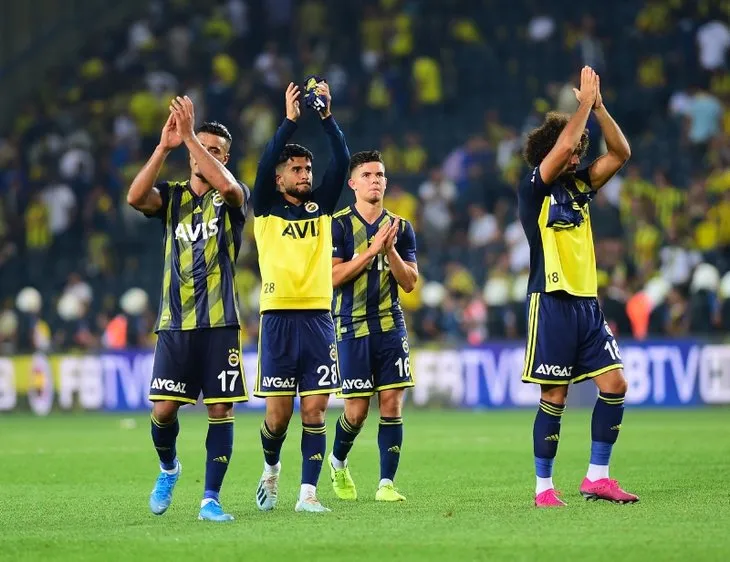 Fenerbahçe’den devre arası transfer sürprizi! Dünyaca ünlü oyuncuya teklif götürüldü