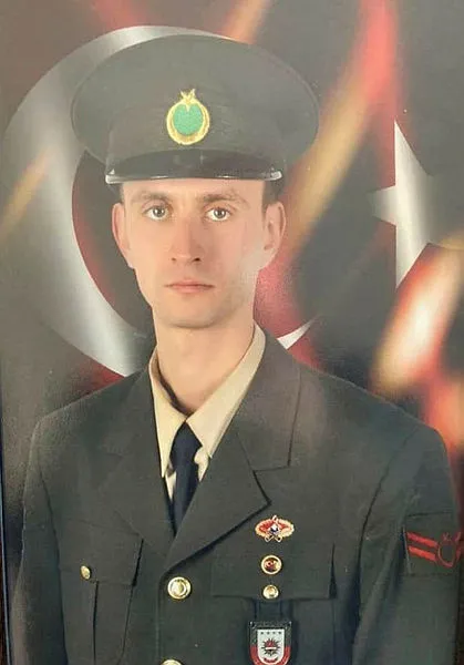 Hakkari’de şehit askerler için tören düzenlendi