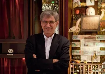 Rusya'dan Orhan Pamuk'a ödül!