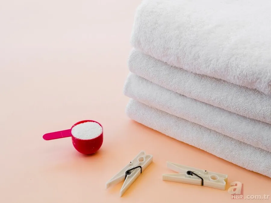 Sararan havlularınızı yeniden beyazlatmanın en etkili yolu! 2