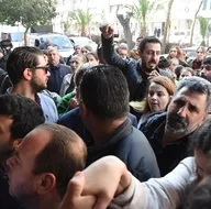 CHPde aday gerginliği tırmanıyor! Bucada televizyonu yumrukladılar