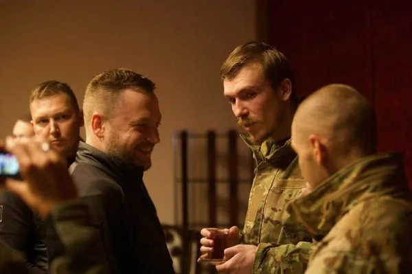 baskan-erdogan-aracilik-etti-rusya-ukrayna-arasinda-200-esir-takas-edildi-1663800247710.jpg Başkan Erdoğan aracılık etti: Rusya-Ukrayna arasında 200 esir takas edildi - 5