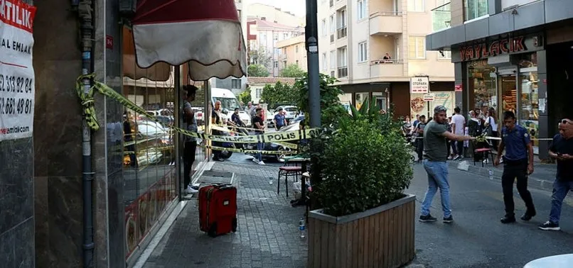 Son dakika: İstanbul'da oğlunun gözü önünde kurşun yağmuruna tutuldu