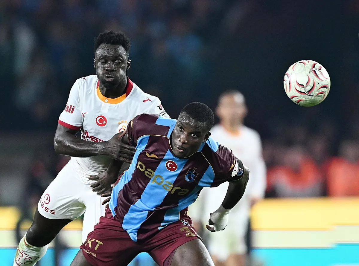 trabzonspor-besiktas-derbisinde-dev-randevu-iste-muhtemel-11ler-1792411808993.jpeg Trabzonspor-Beşiktaş derbisinde nefesler tutuldu! Muhtemel 11'ler ve eksik oyuncular - 2