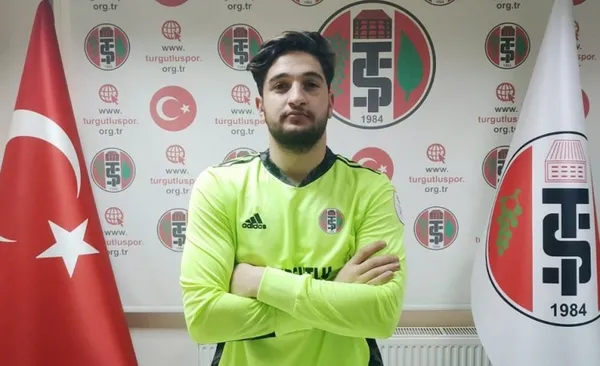 ugurcan-cakir-galatasaray-derbisinde-yok-trabzonsporda-galatasaray-macinda-kalede-kim-olacak-muhammet-taha-tep-1661614230981.jpg Uğurcan Çakır Galatasaray derbisinde yok! Trabzonspor'da Galatasaray maçında kalede kim olacak? Muhammet Taha Tepe kimdir? - 4